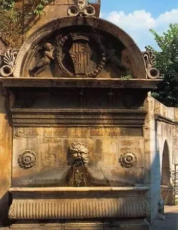 Mela__bii Panzió Sulmona